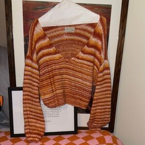 Cropped knitted V-Neck Sweater